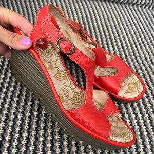 Fly London red wedge sandal women’s shoe size 7.5-8 (38)